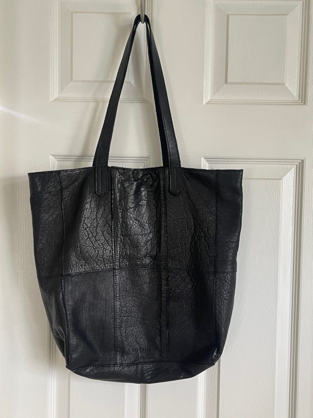 Everyday Black Leather Tote Bag - Minimalist Women's Shoulder Tote